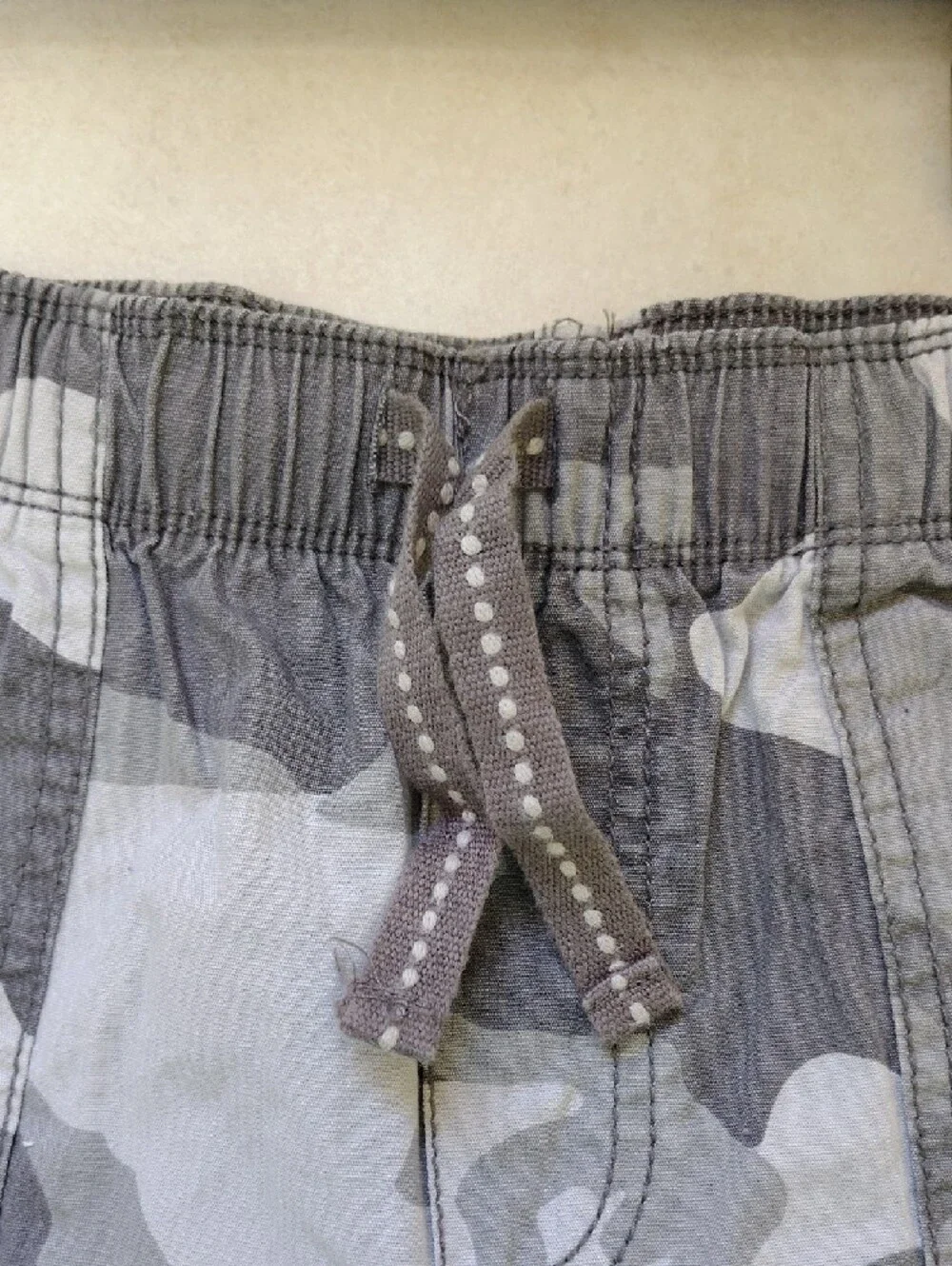 Boy's Old Navy Gray Camo Cargo Shorts